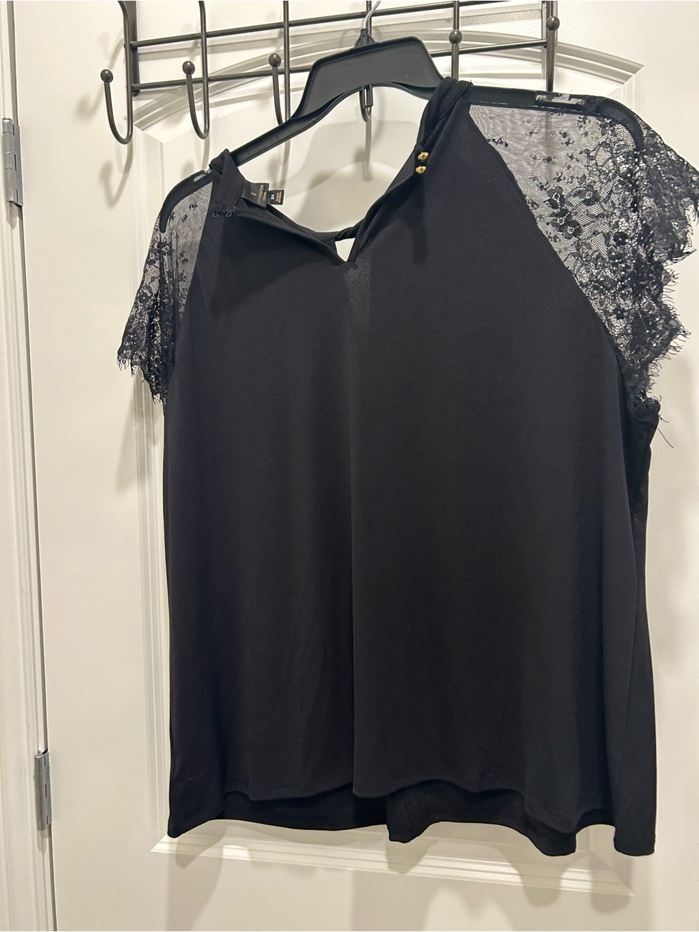 Worthington Black Lace Cap Sleeve Blouse